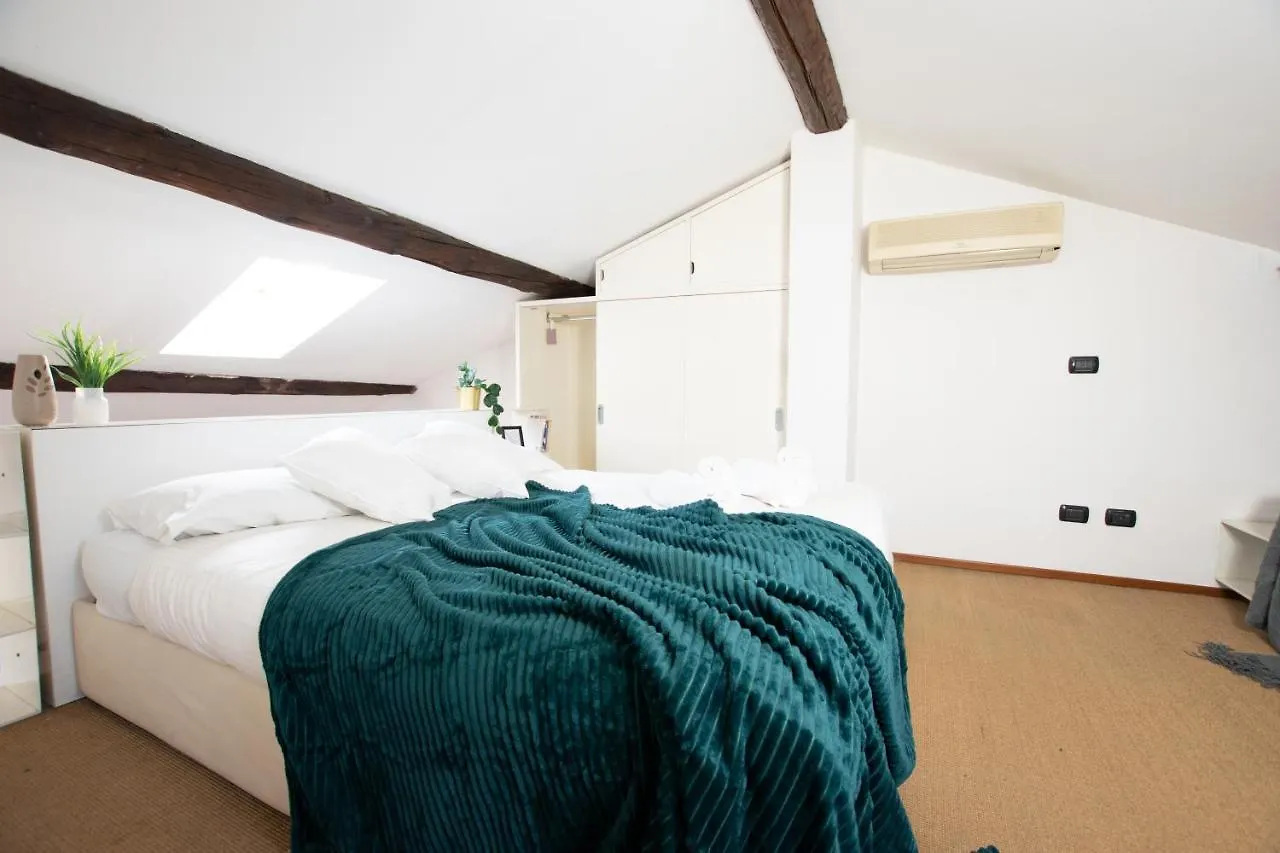 Ihost Apartment - Ticinese 75 Milánó 0*,  Olaszország
